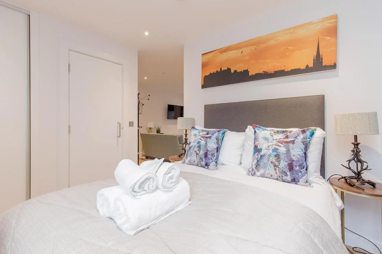 Apartmán Sophisticated Studio For 2 W/ Edin Castle Views Edinburgh